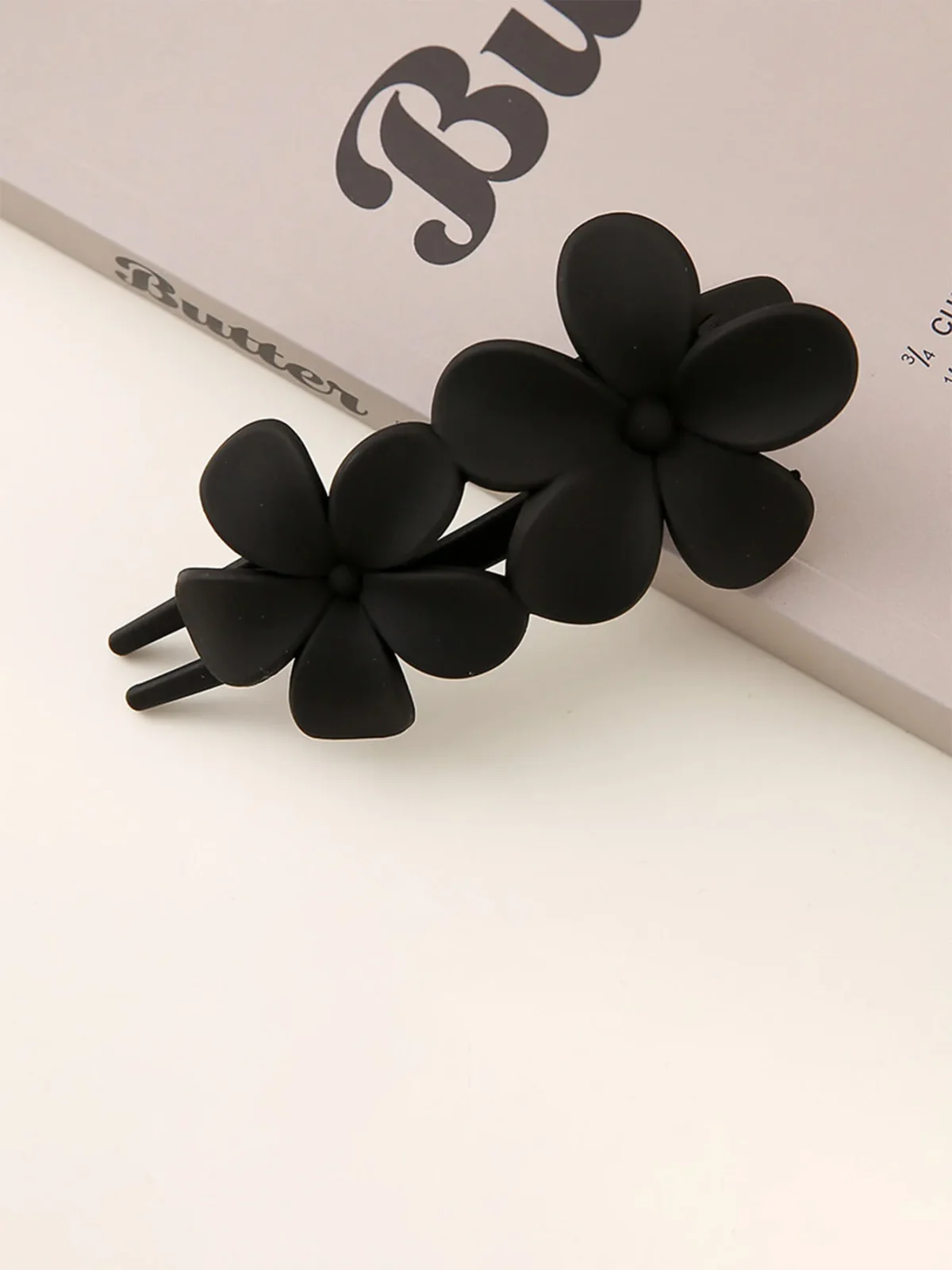 3pcs Trendy Flowers Hair Clips Decorative Hair Accessories Photography Party Props For Girls - Image 3