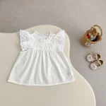 New summer baby clothes for 0-3 years old, fresh and sweet baby girl with flying sleeves and lace top + cute ruffled shorts - Image 5